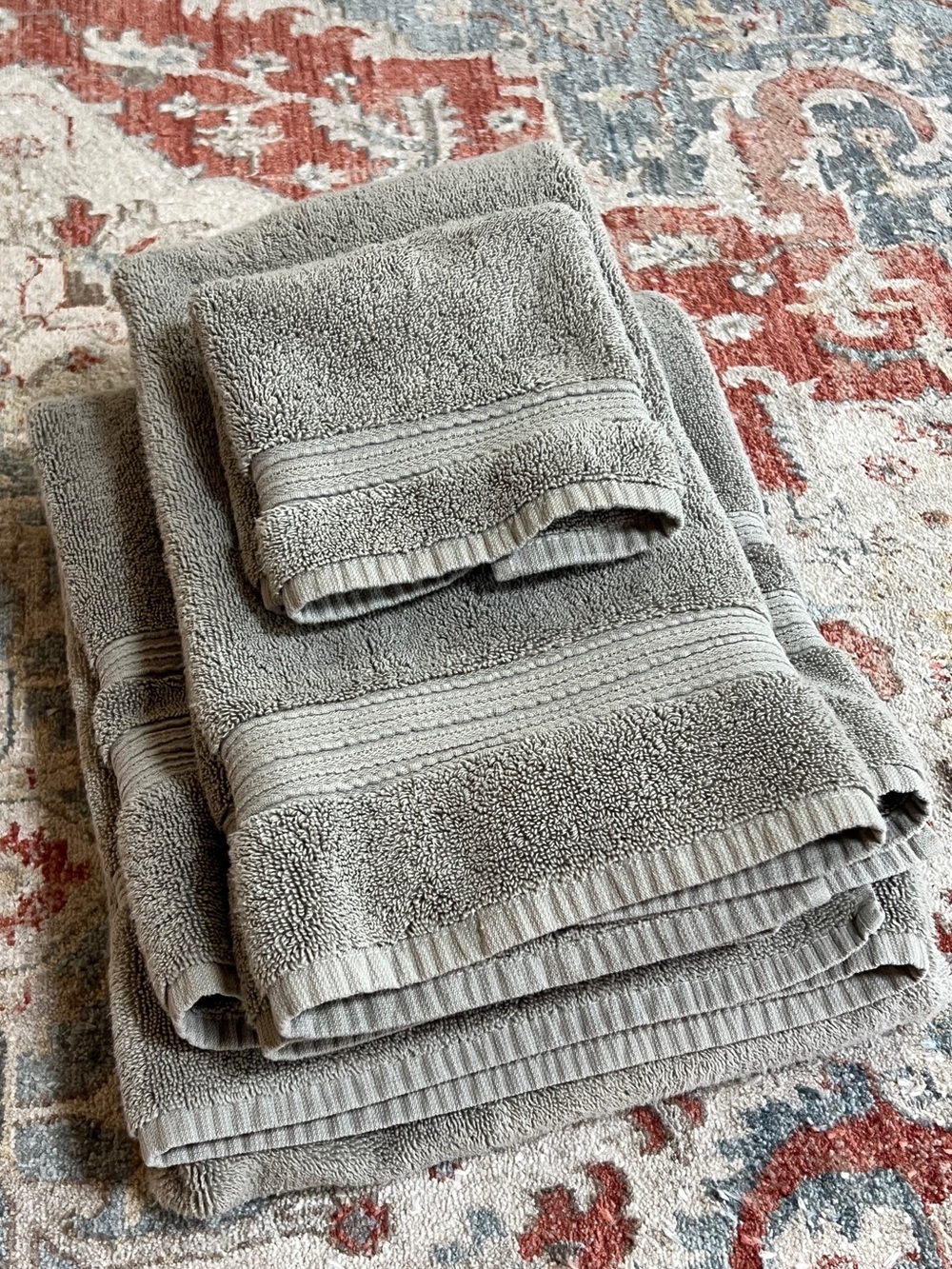 Parachute Organic Cotton Bathroom Wash Cloth, Hand and Bath Towel Set Moss Green